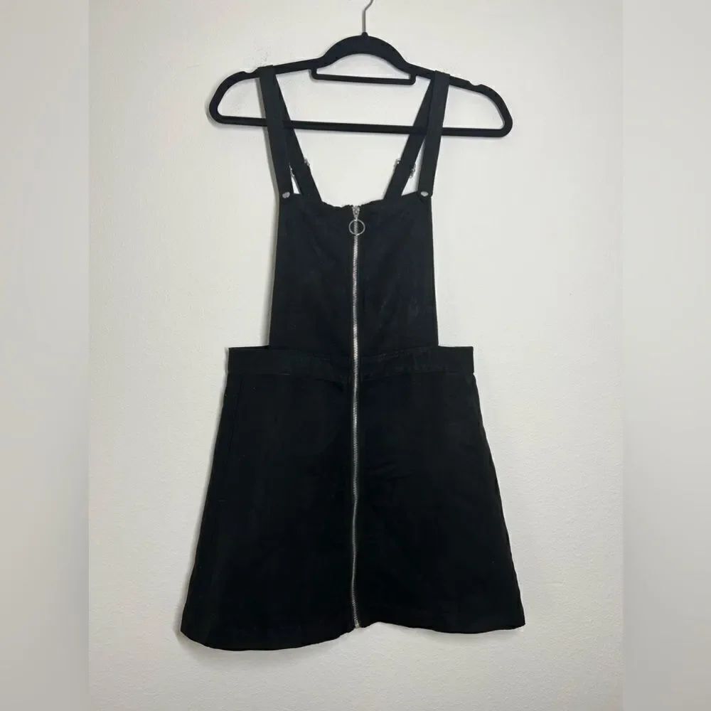 H&M Short bib overall dress in faux suede adjustable suspenders zip at front SzM